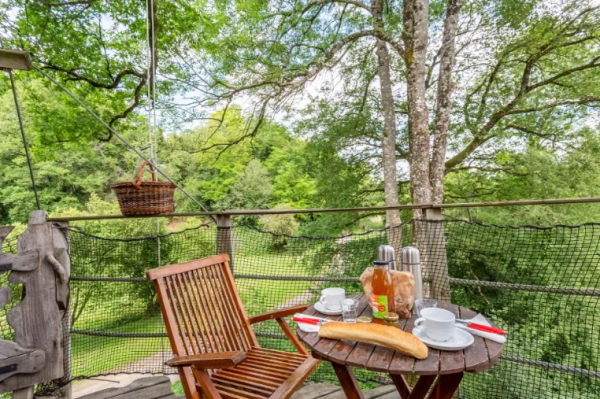 Panier petit déjeuner au Domaine des Vaulx Panier petit déjeuner au Domaine des Vaulx